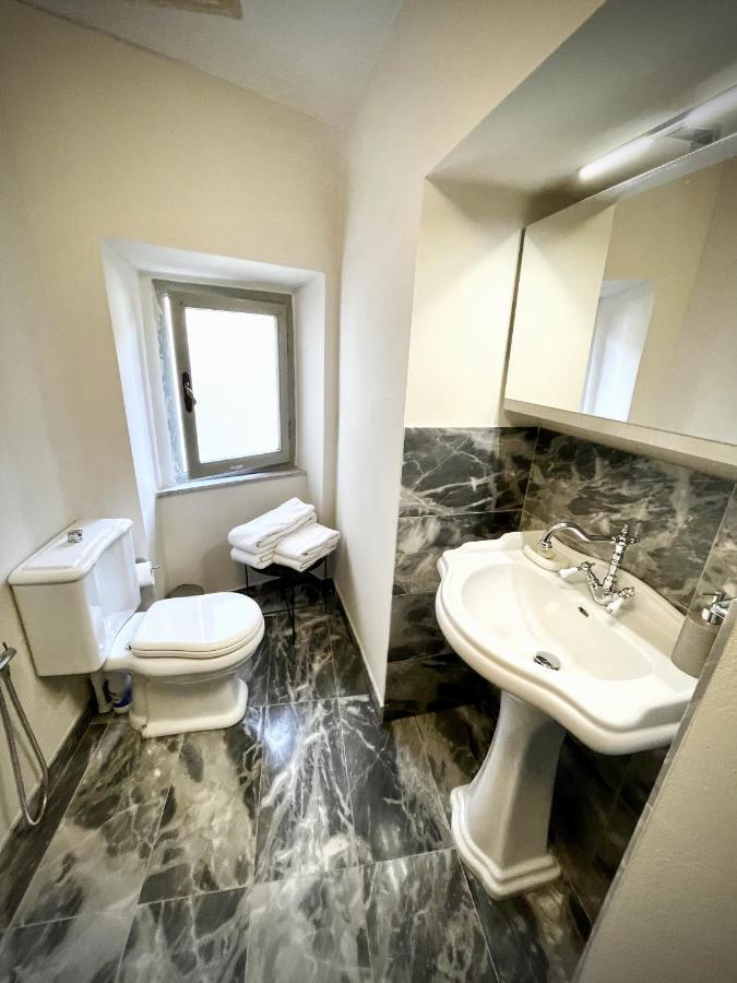 Luxury Apartment Angelio Barga Exterior photo